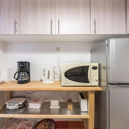 Koukaki's Haven 2br 7' To Metro Apartment
