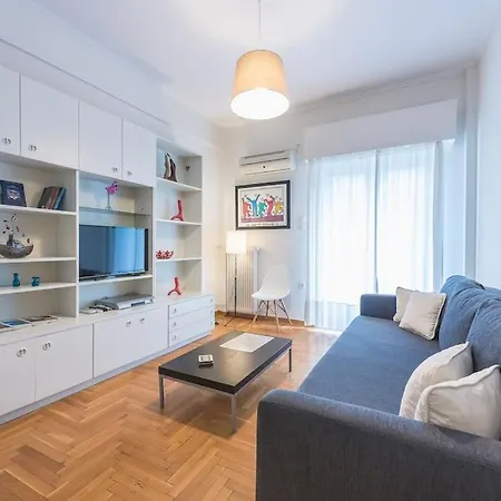 Koukaki's Haven 2br 7' To Metro Apartment *