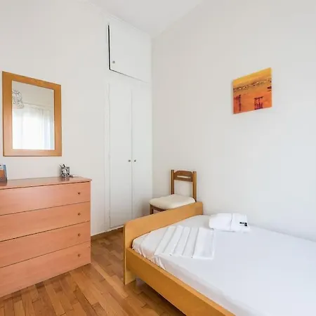 Koukaki's Haven 2br 7' To Metro