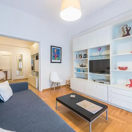Koukaki's Haven 2br 7' To Metro Apartment *