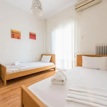 Koukaki's Haven 2br 7' To Metro Apartment Athens